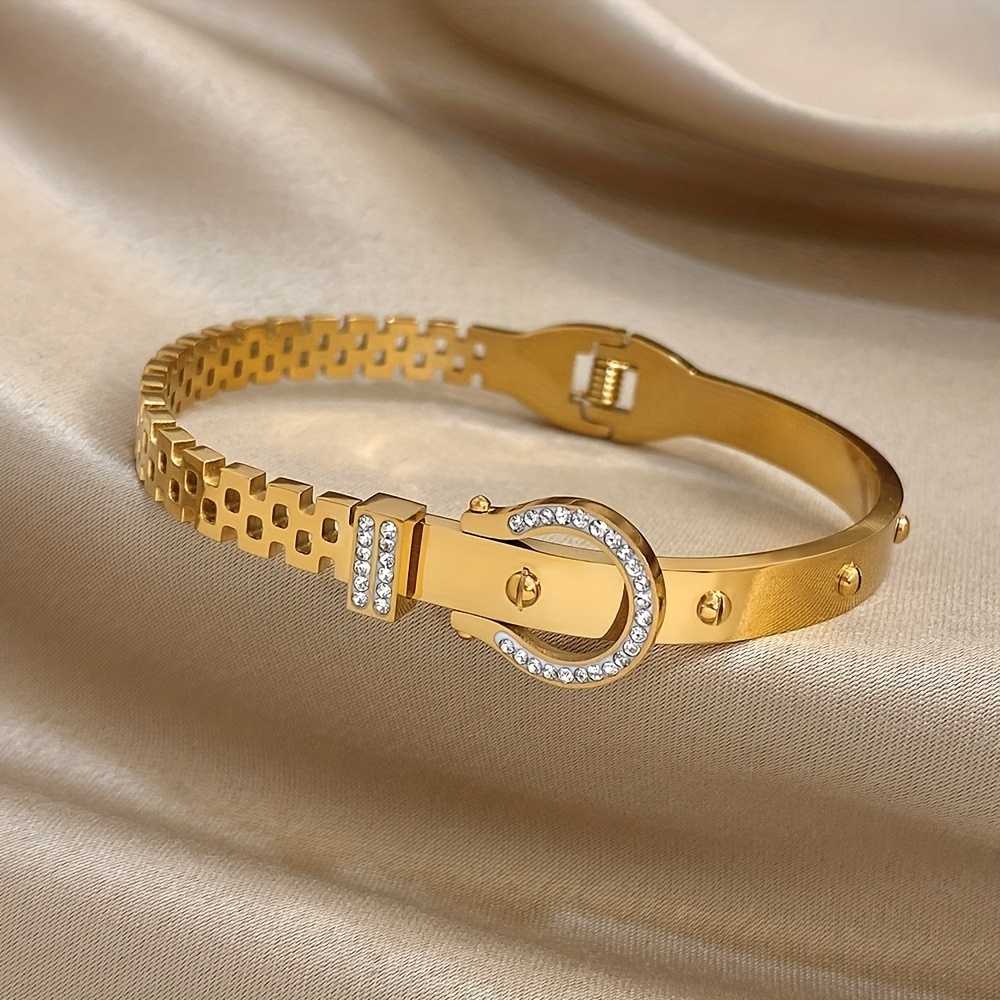Women's Unique Fashionable Stainless Steel Bracelet, Stylish Design